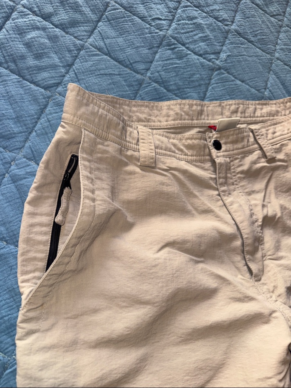 The North Face Men’s Light Beige Flat Front Shorts. Size 34 - Picture 3 of 4